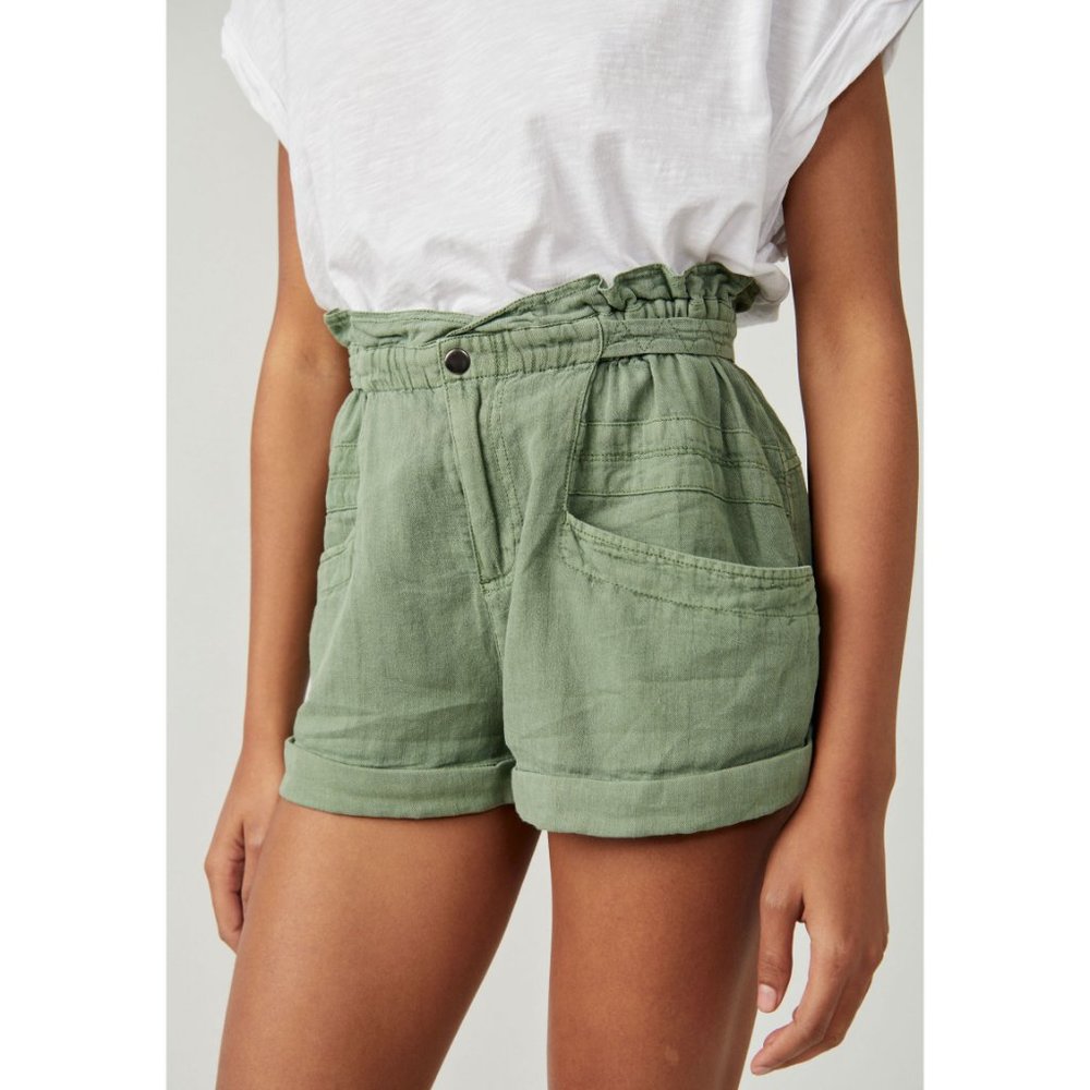 NWT Free People Topanga Cuff High Waist Green Shorts size Medium